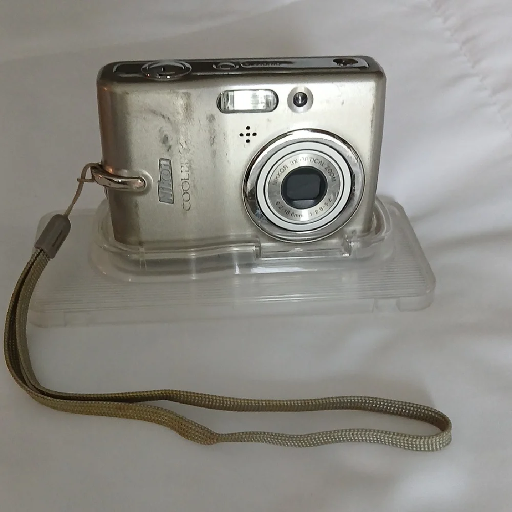 Nikon COOLPIX L 11